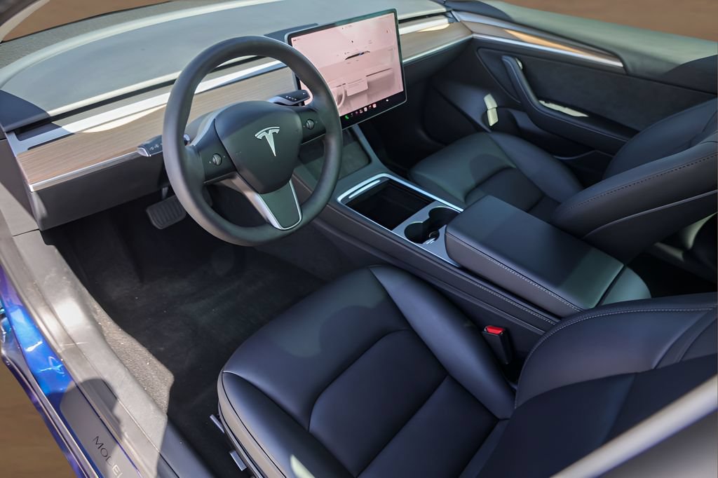 Used 2023 Tesla Model 3 Standard Range RWD image 10