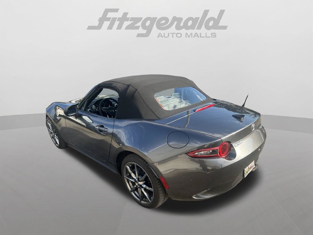 Used 2021 MAZDA MX-5 Miata Grand Touring RWD image 5