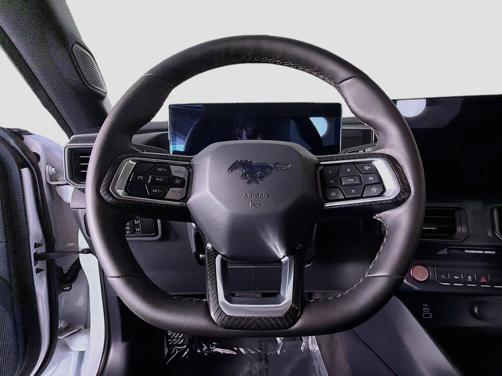 Used 2024 Ford Mustang Coupe RWD image 11