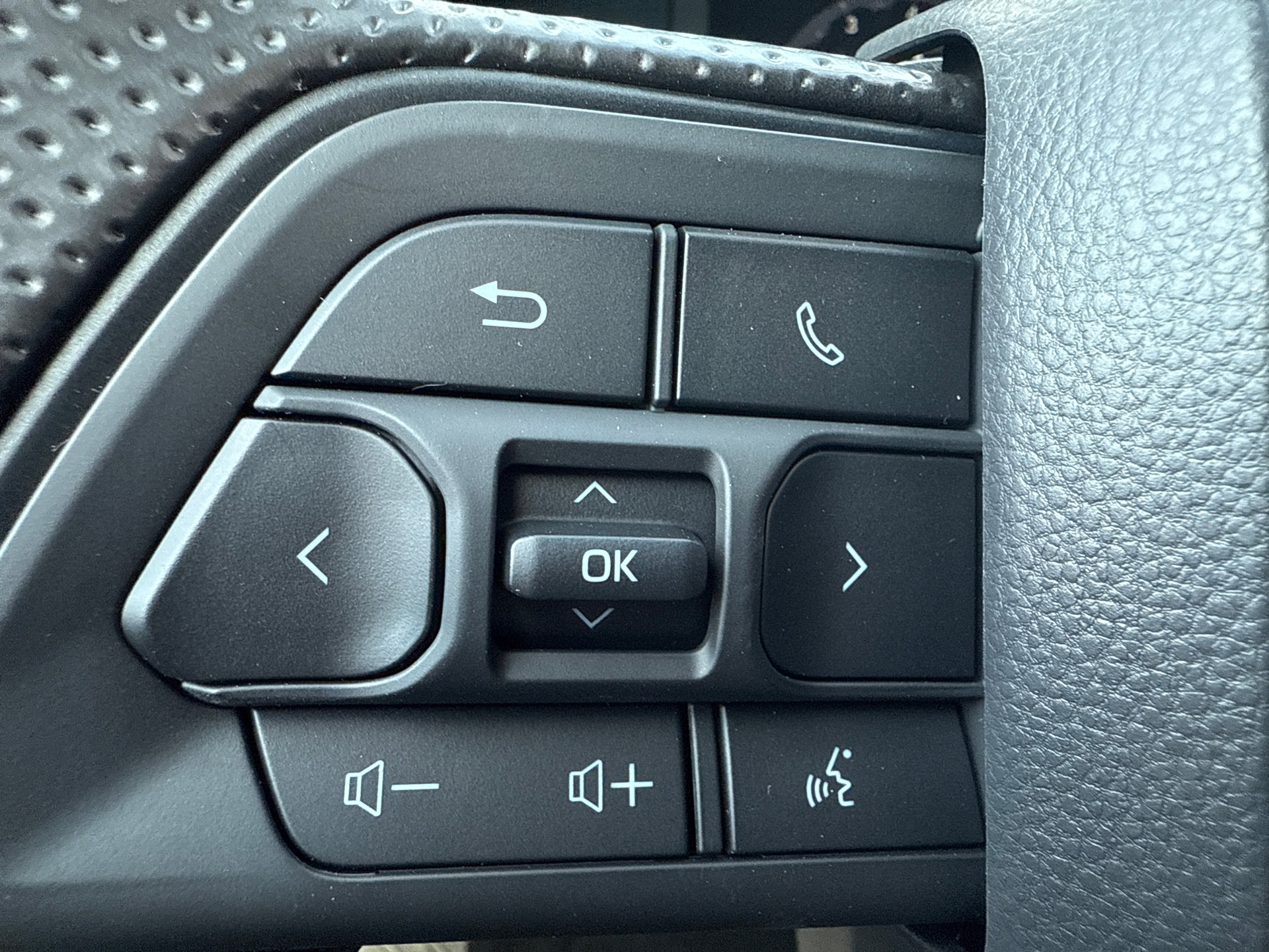 New 2026 Toyota Tacoma SR5 RWD image 28