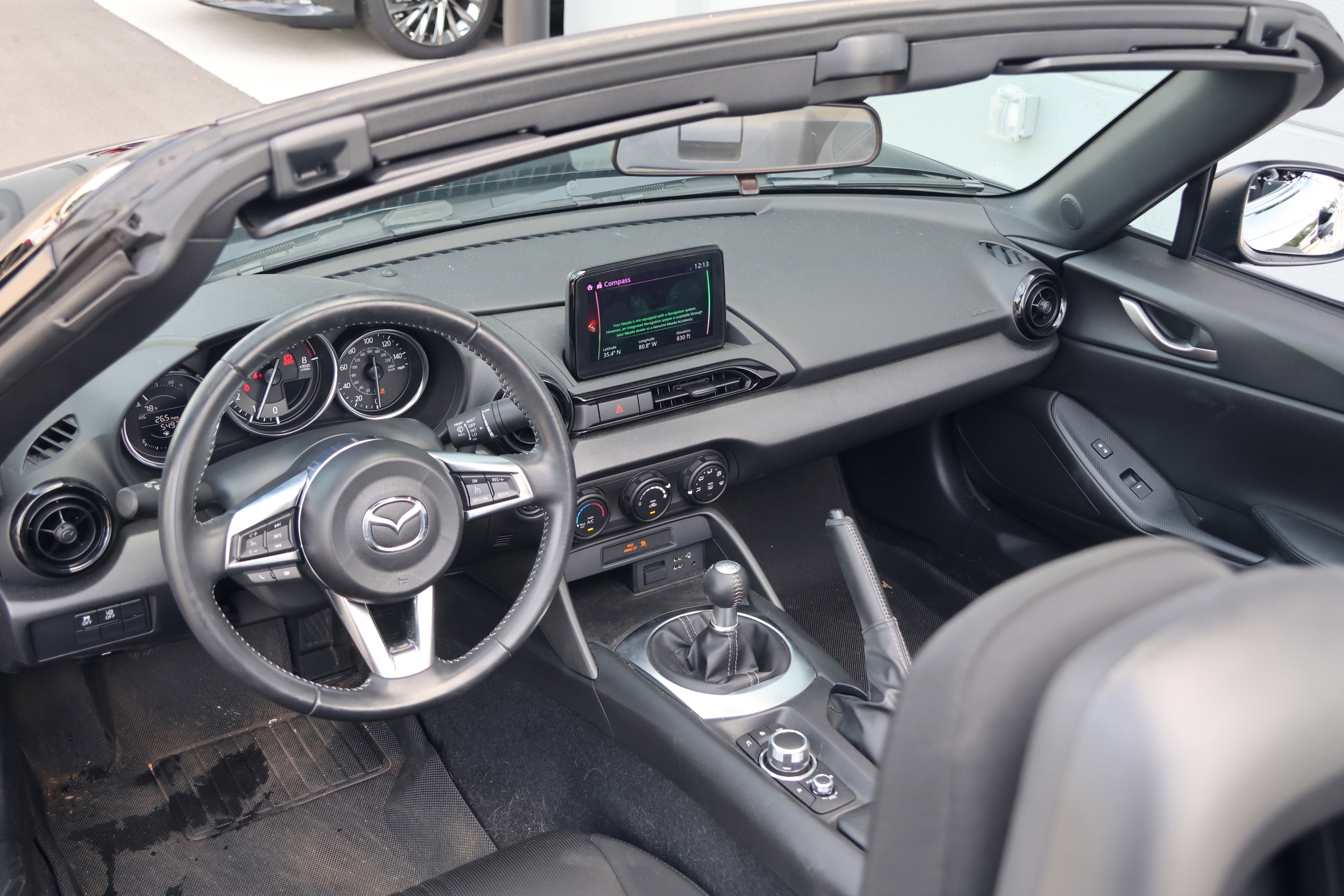 Used 2023 MAZDA MX-5 Miata Sport image 17