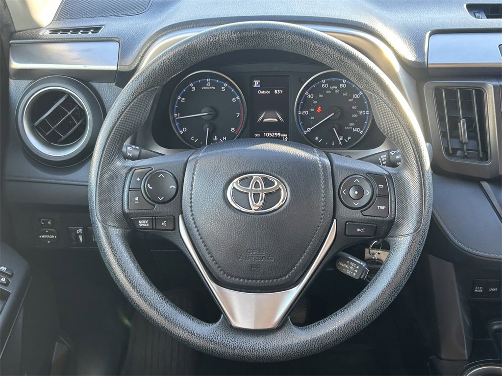 Used 2018 Toyota RAV4 LE image 35