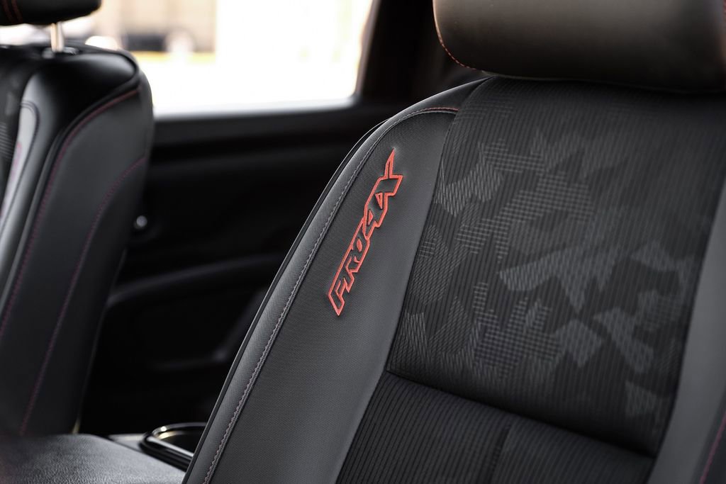 Used 2023 Nissan Titan PRO-4X w/ Off Road Protection Package image 33