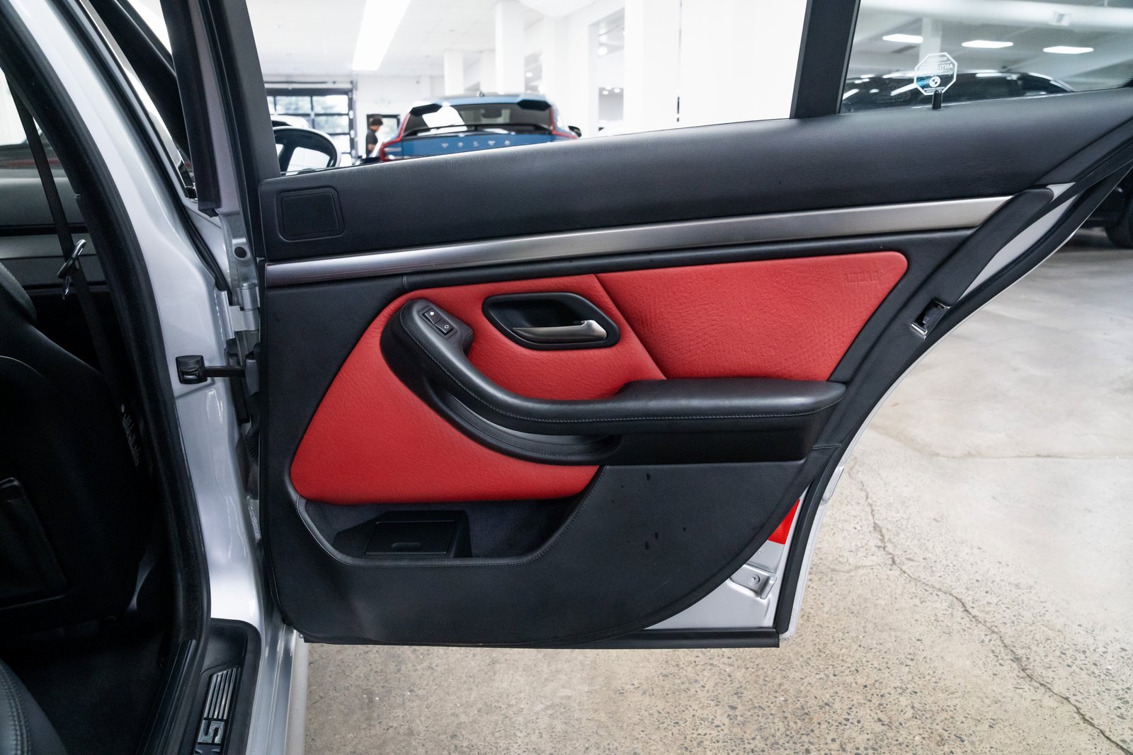 Used 2000 BMW M5 image 21