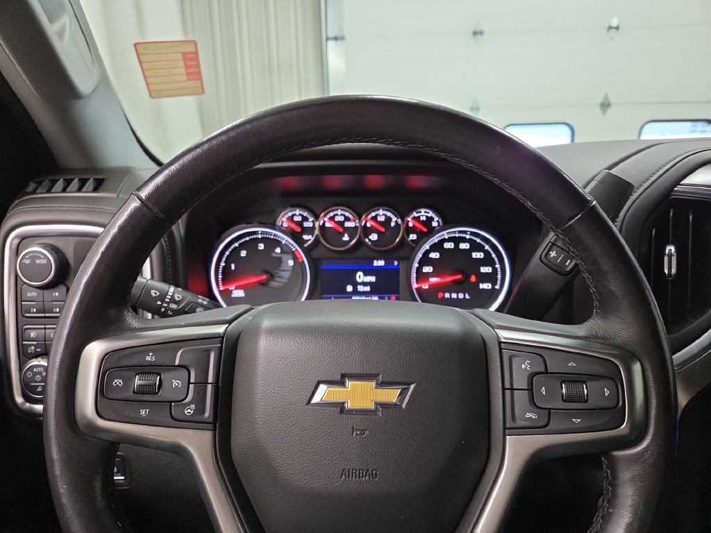 Used 2021 Chevrolet Silverado 2500 LTZ AWD/4WD image 22