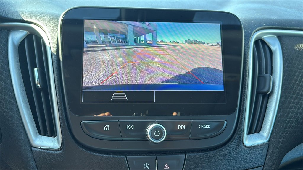 Used 2024 Chevrolet Malibu LT image 25