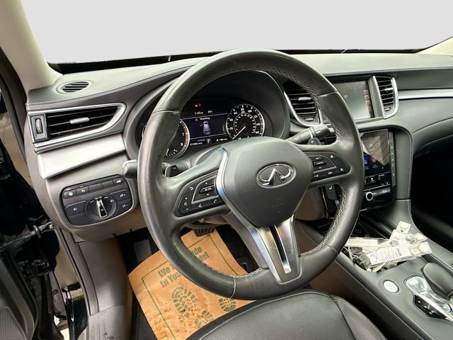 Used 2019 INFINITI QX50 Essential w/ Premium Heat Package image 12