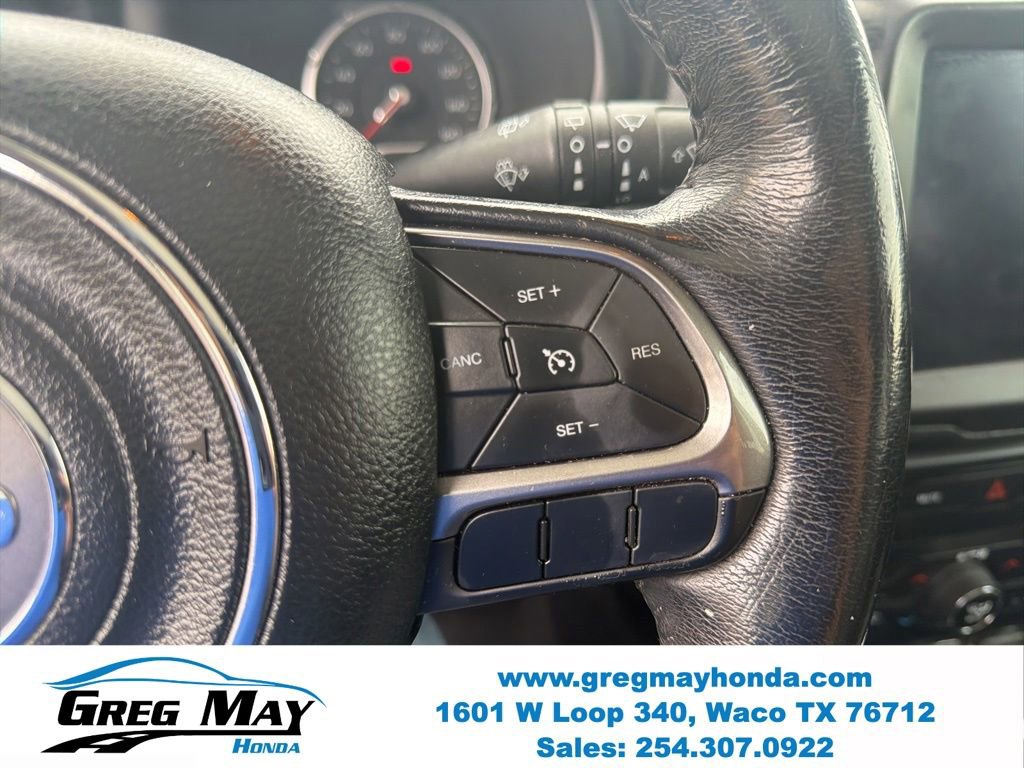 Used 2020 Jeep Renegade Limited w/ UConnect 8.4 Nav Group AWD/4WD image 11