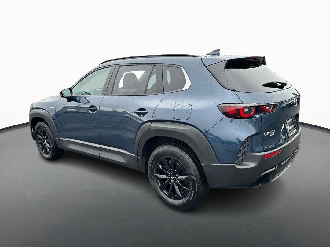 Used 2025 MAZDA CX-50 AWD 2.5 Hybrid w/ Premium Pkg image 5
