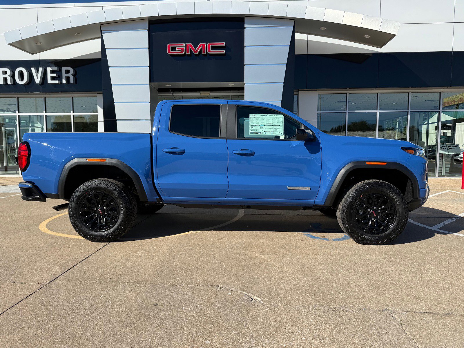 New 2026 GMC Canyon Elevation w/ Convenience Package image 3