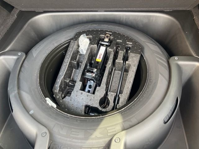 Used 2020 Jeep Grand Cherokee Limited X image 32