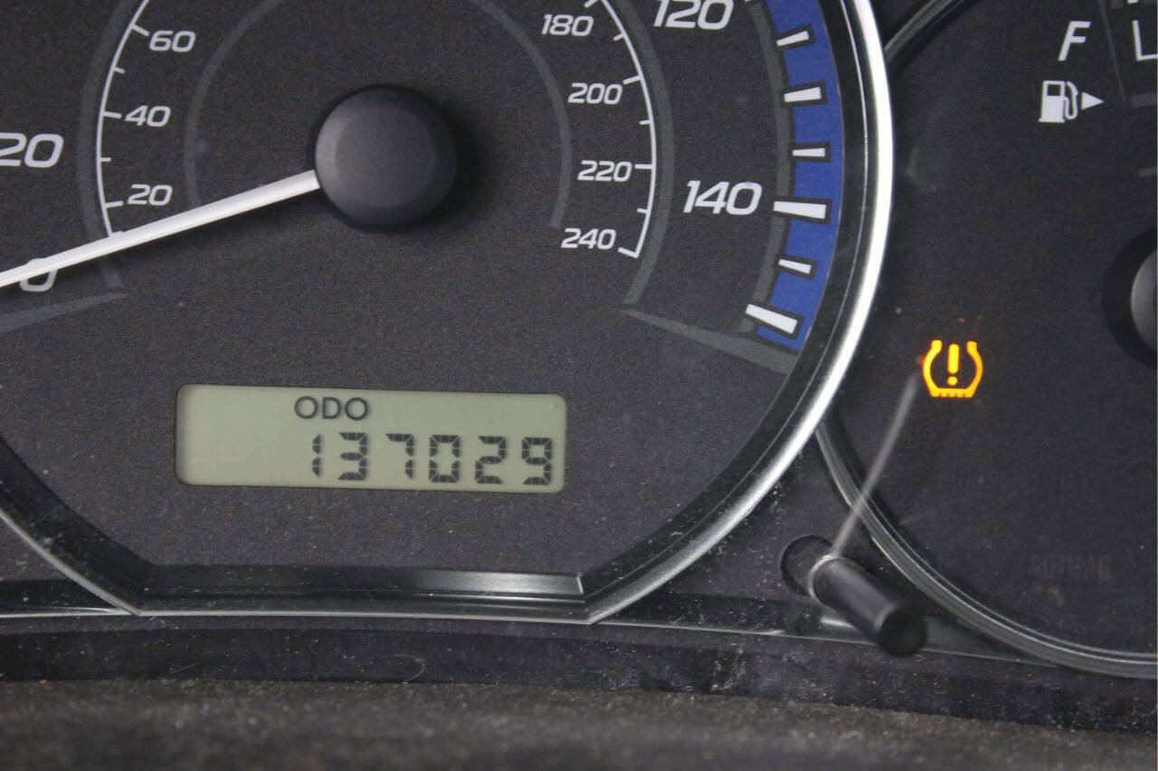 Used 2011 Subaru Forester 2.5X Premium AWD/4WD image 10