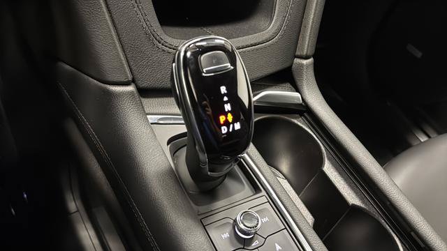 Used 2023 Cadillac XT5 Premium Luxury AWD/4WD image 19