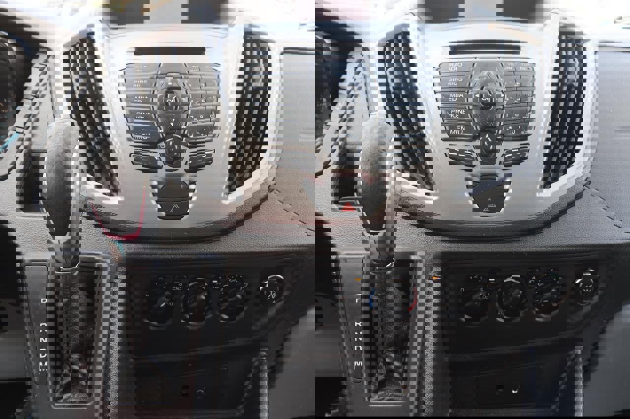 Used 2016 Ford Transit 350 XLT image 30