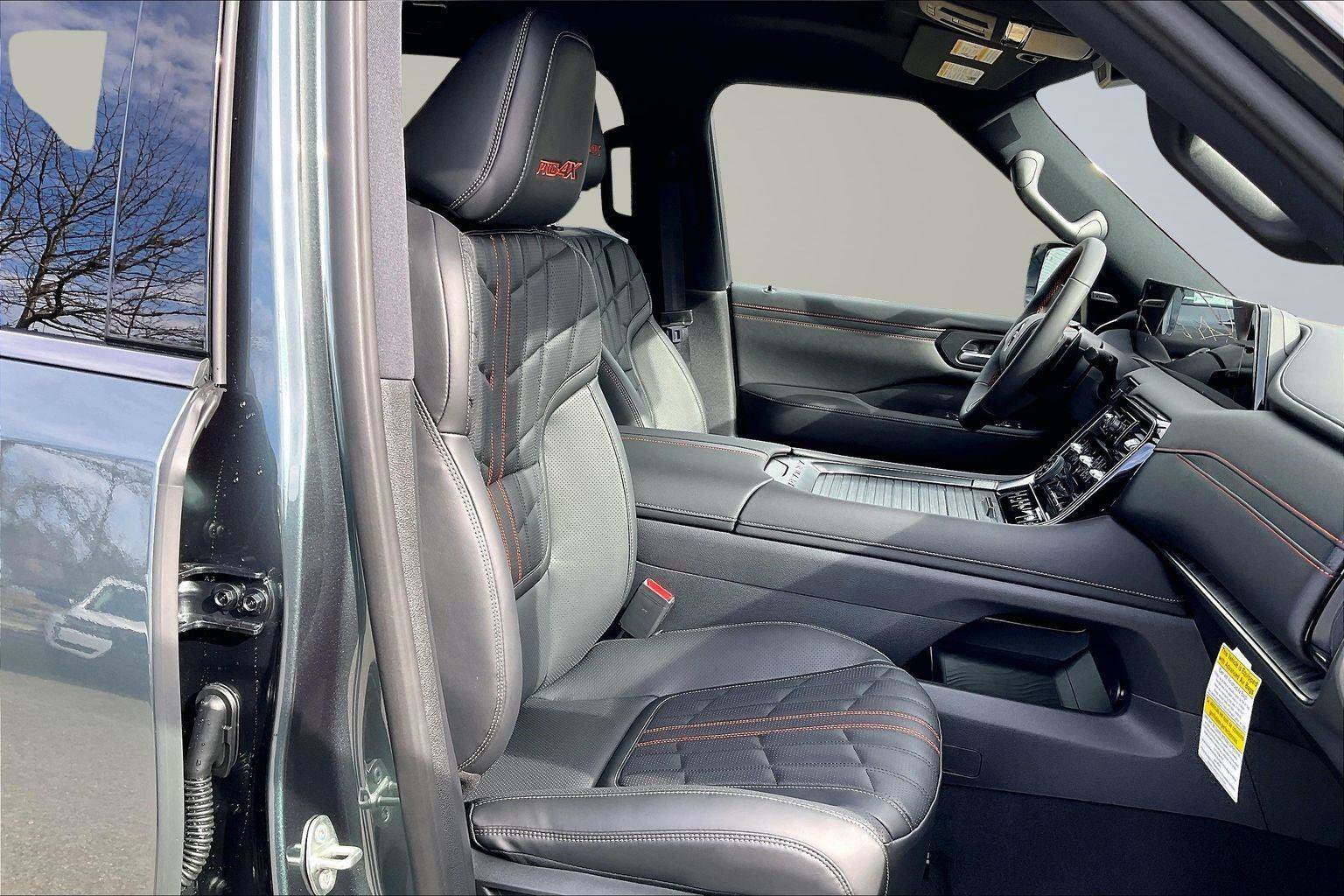 New 2026 Nissan Armada PRO-4X AWD/4WD image 8