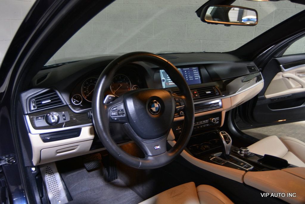 Used 2011 BMW 550i Sedan image 16