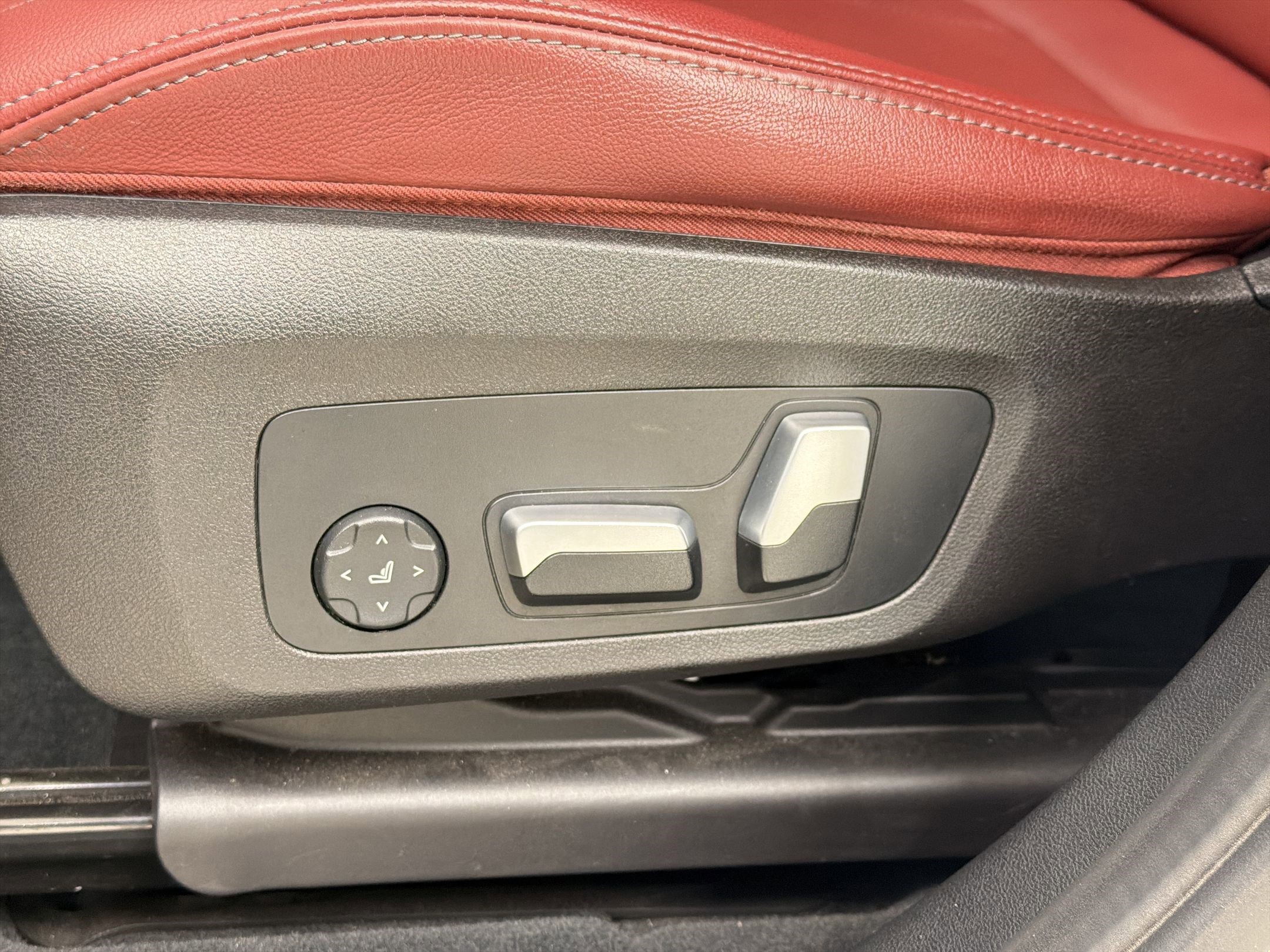 Certified 2023 BMW X3 sDrive30i w/ M Sport Package image 14