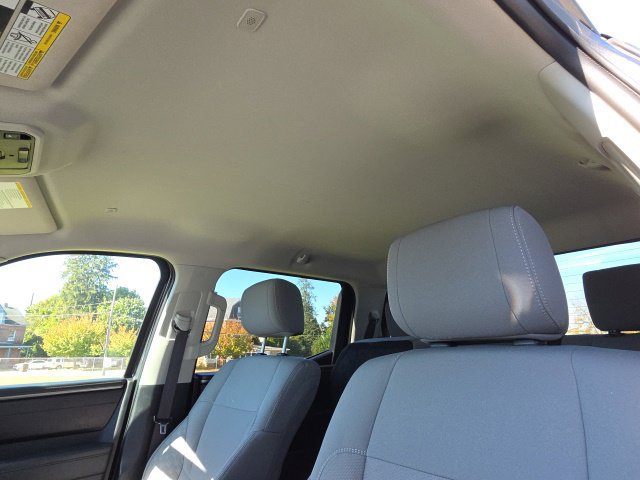 Used 2023 Toyota Tundra SR5 w/ SR5 Convenience Package AWD/4WD image 23