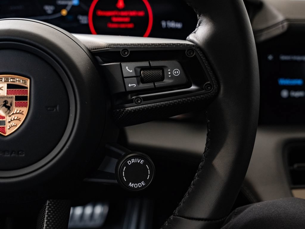 New 2026 Porsche Taycan 4S AWD/4WD image 30