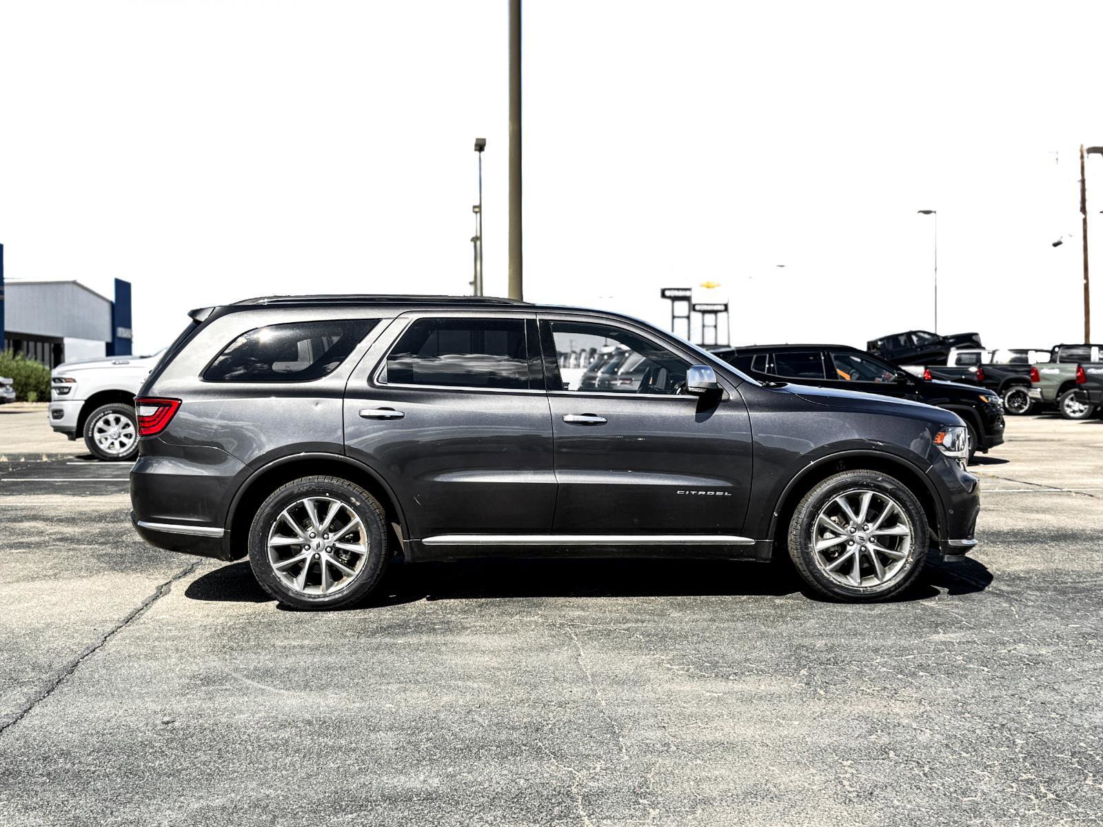 Used 2019 Dodge Durango Citadel RWD image 5