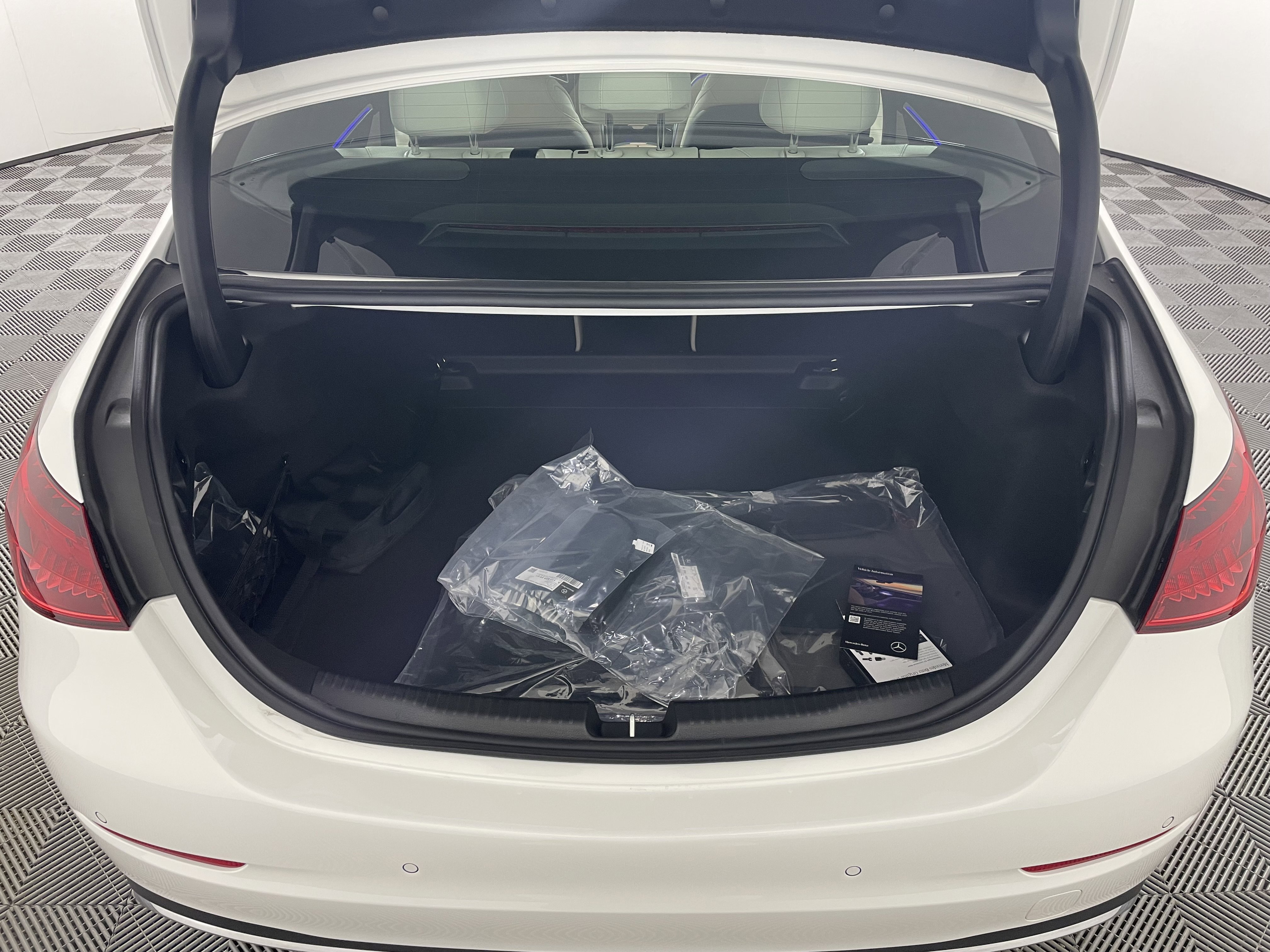 New 2026 Mercedes-Benz C 300 Sedan image 19