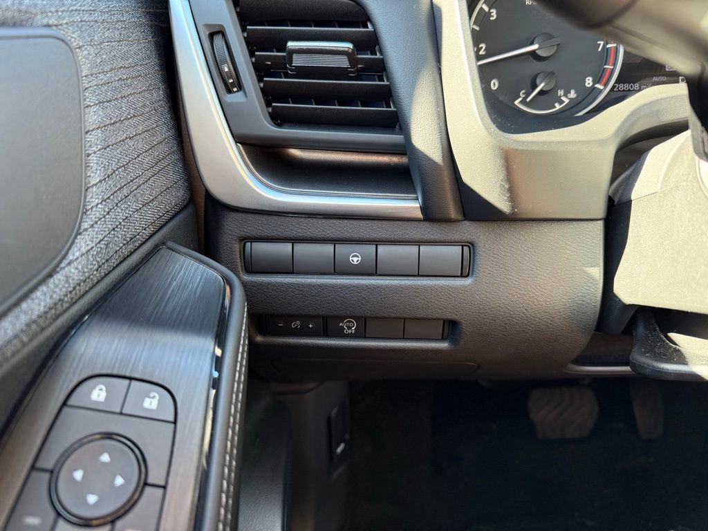 Certified 2023 Nissan Rogue SV image 16