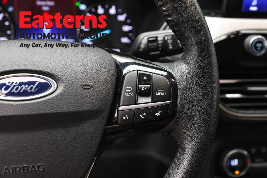 Used 2021 Ford Escape SE w/ Convenience Package AWD/4WD image 16