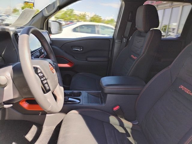 Used 2025 Nissan Frontier PRO-4X w/ Pro Convenience Package AWD/4WD image 13