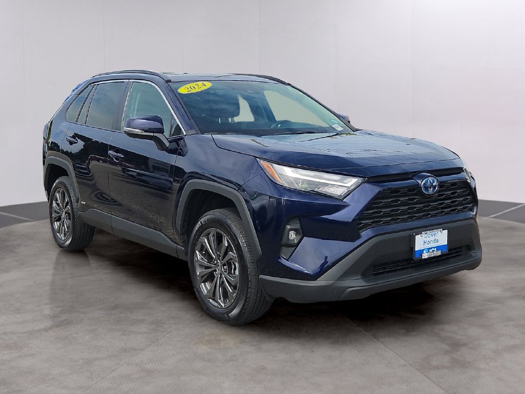 Used 2024 Toyota RAV4 XLE Premium w/ Weather Package AWD/4WD image 3