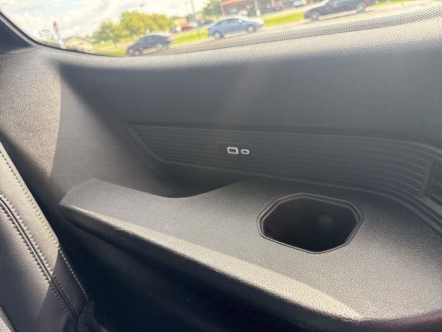 Used 2024 Jeep Wagoneer Series II w/ Flexible Seating Group image 20