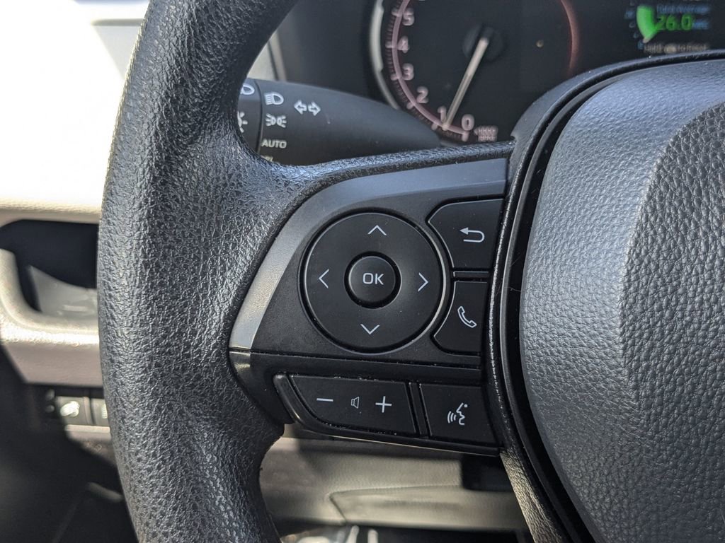 Used 2025 Toyota RAV4 XLE w/ Convenience Package image 19