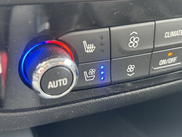 Used 2020 Buick Enclave Premium image 32