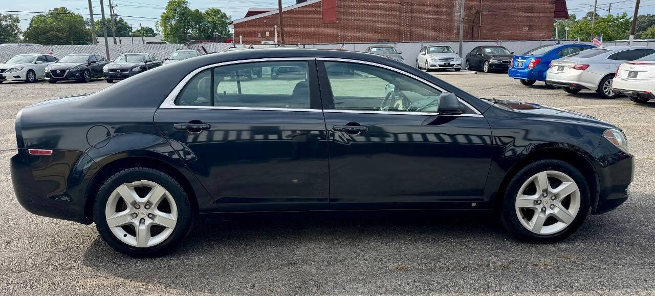 Used 2009 Chevrolet Malibu LS FWD image 6