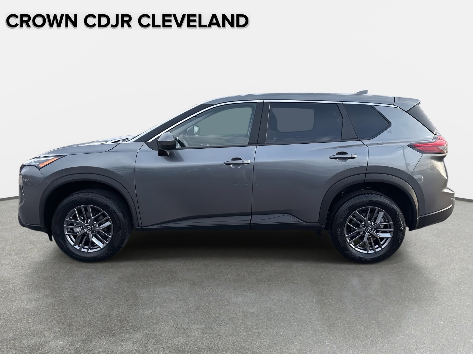 Used 2026 Nissan Rogue SV image 7