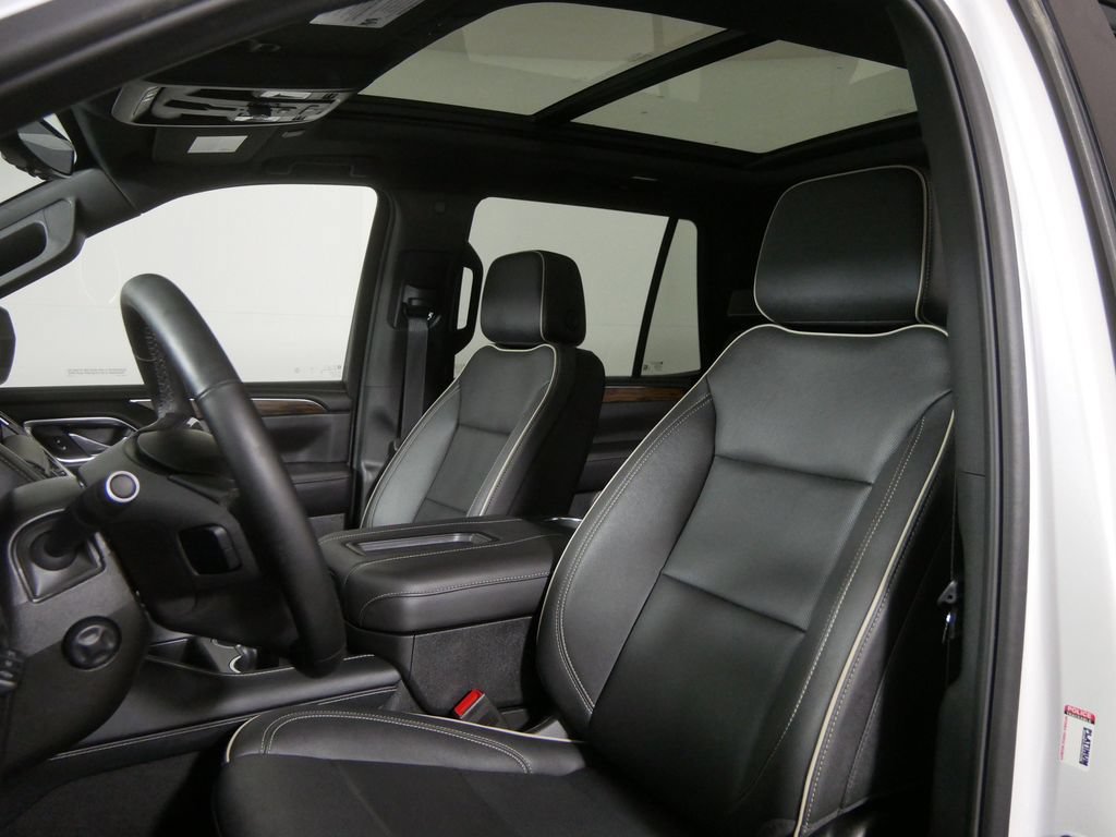 Used 2024 Chevrolet Tahoe Premier AWD/4WD image 14