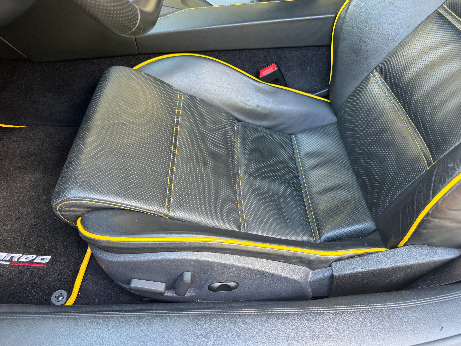 Used 2011 Lamborghini Gallardo LP 560-4 AWD/4WD image 31