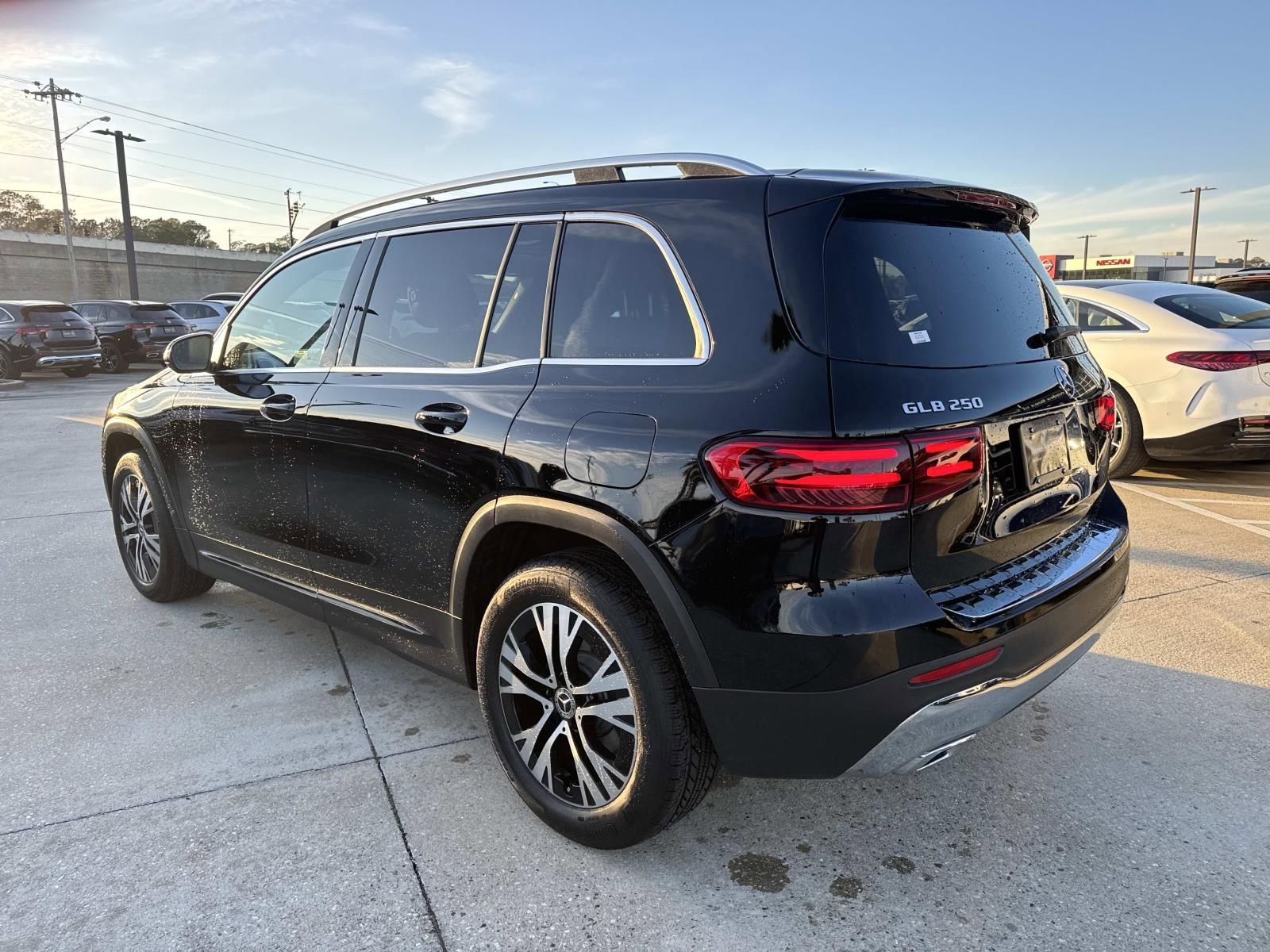 Used 2026 Mercedes-Benz GLB 250 image 7