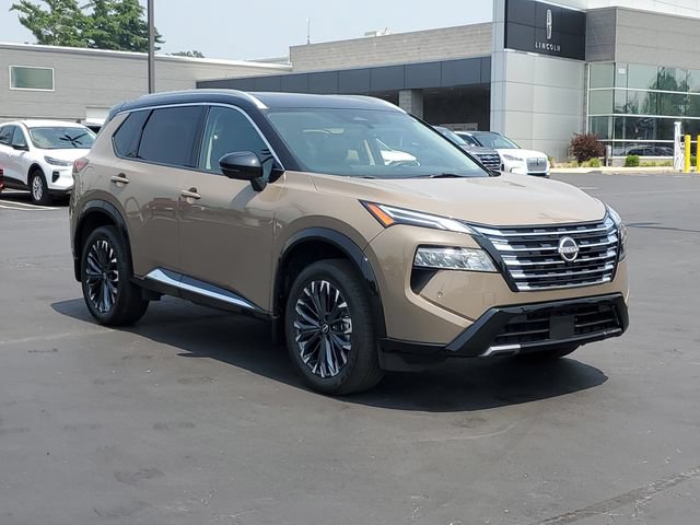 Used 2024 Nissan Rogue Platinum AWD/4WD image 2