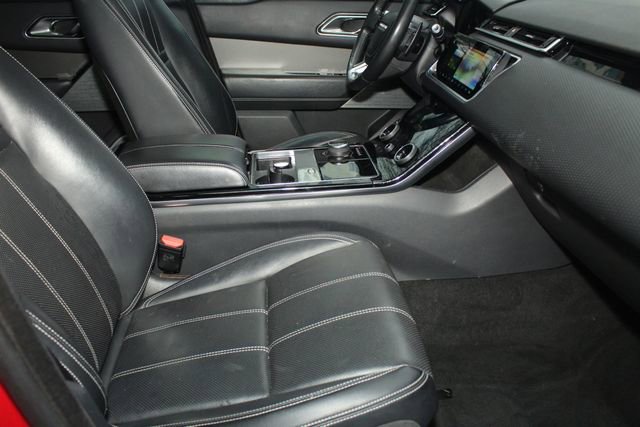 Used 2018 Land Rover Range Rover Velar S image 3