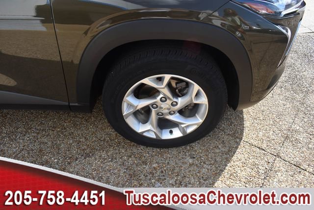 Used 2024 Chevrolet Trax LS w/ LS Convenience Package FWD image 12