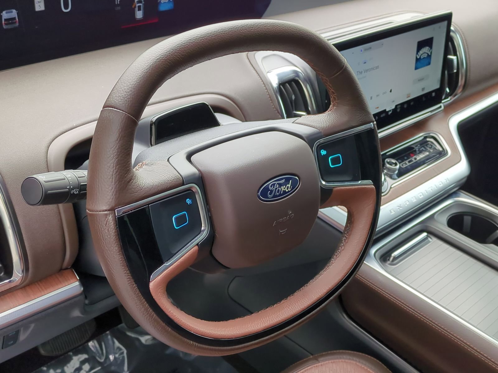 Used 2025 Ford Expedition King Ranch image 18