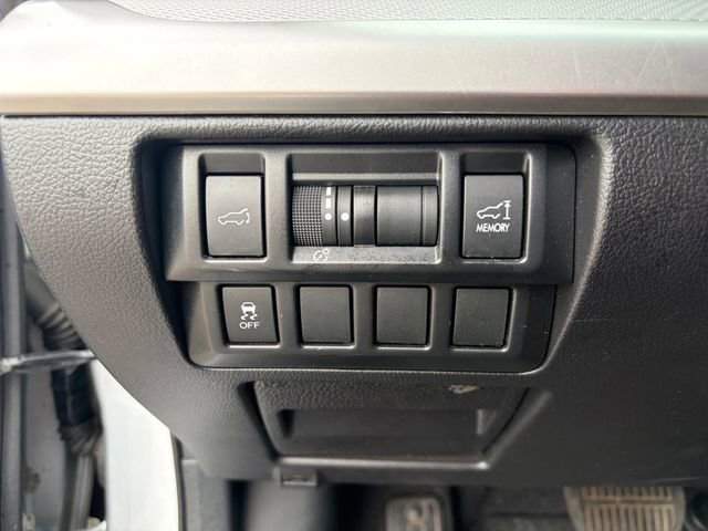 Used 2017 Subaru Outback 2.5i Premium AWD/4WD image 19
