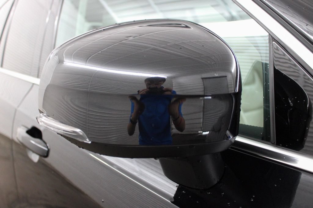 Certified 2023 Volvo XC90 B6 Ultimate w/ Protection Package Premier AWD/4WD image 13