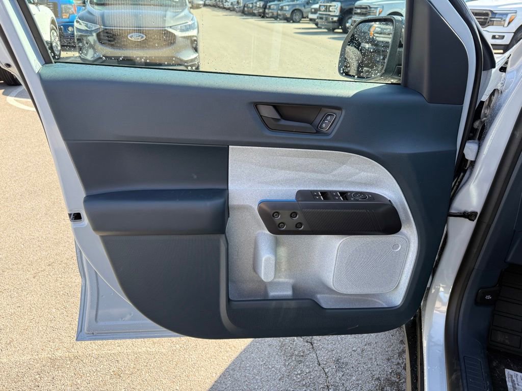 New 2026 Ford Maverick XLT w/ XLT Luxury Package image 6