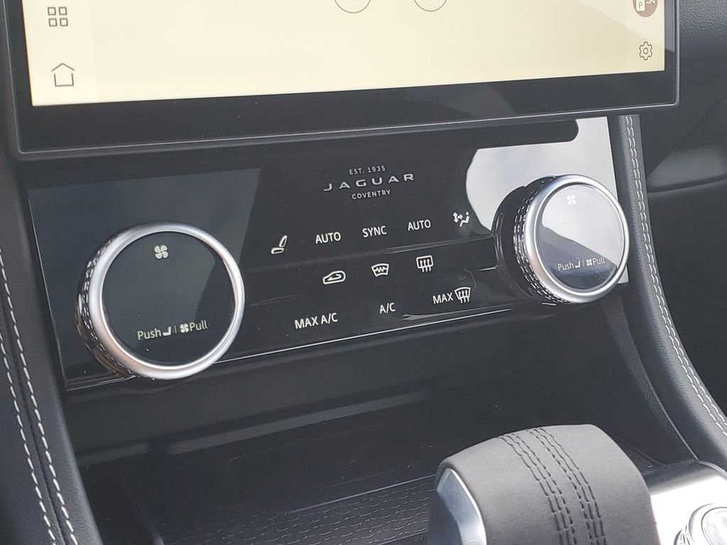 New 2026 Jaguar F-PACE R-Dynamic S image 23