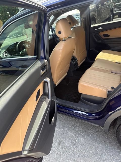 Used 2022 Volkswagen Tiguan SE AWD/4WD image 21