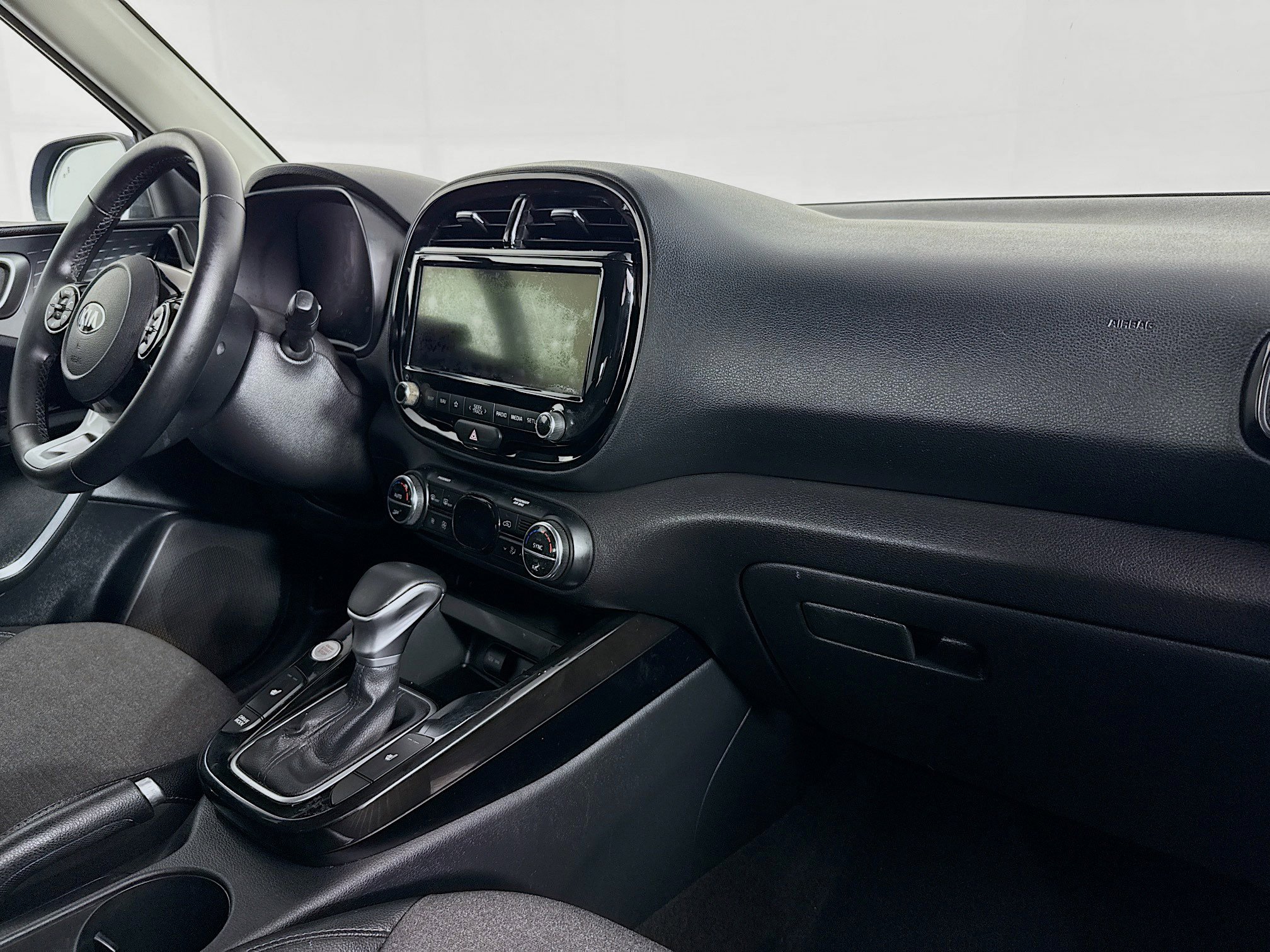 Used 2020 Kia Soul EX image 29