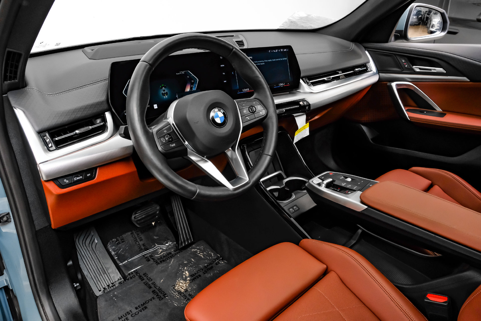 Used 2026 BMW X2 xDrive28i w/ Technology Package AWD/4WD image 3