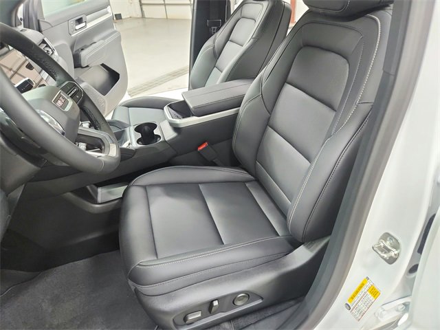 New 2026 GMC Terrain Elevation w/ Elevation Premium Package image 19