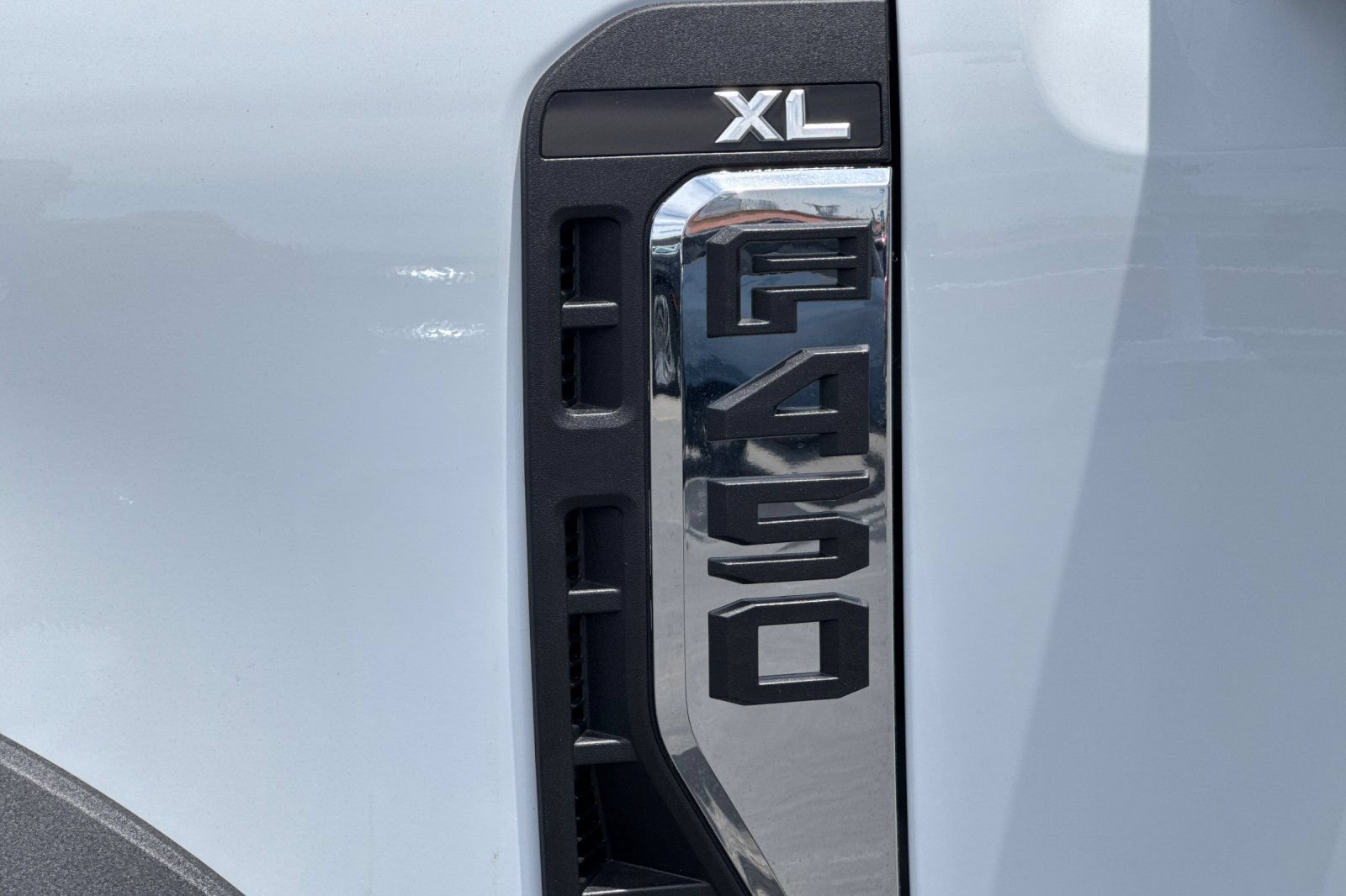 New 2026 Ford F450 XL w/ XL Chrome Package AWD/4WD image 22